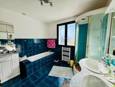 Maison 128 m² avec piscine et grange de 100 m2  – 3 800 m² de terrain
