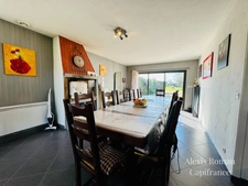 Maison 128 m² avec piscine et grange de 100 m2  – 3 800 m² de terrain