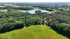 19-cottage nature estate on more than 10 hectares – a rare place ready to be reinvente