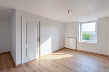 Maison à vendre 4 pièces  (38)