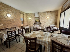 À VENDRE — FONDS DE COMMERCE CRÊPERIE ARTISANALE / RESTAURANT FORCALQUIER (04)
