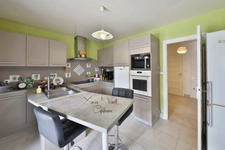 Maison à vendre 8 pièces proche de MANZIAT (01)