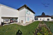 Maison à vendre 8 pièces proche de MANZIAT (01)