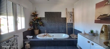 LUNEL NORD, Villa individuelle R+1, 132 M2 SH 3 chambres, séjour, cuisine, garage sur 339M2 terrain 