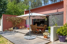 House for sale with 7 rooms and a separate 2-room apartment in Fuveau