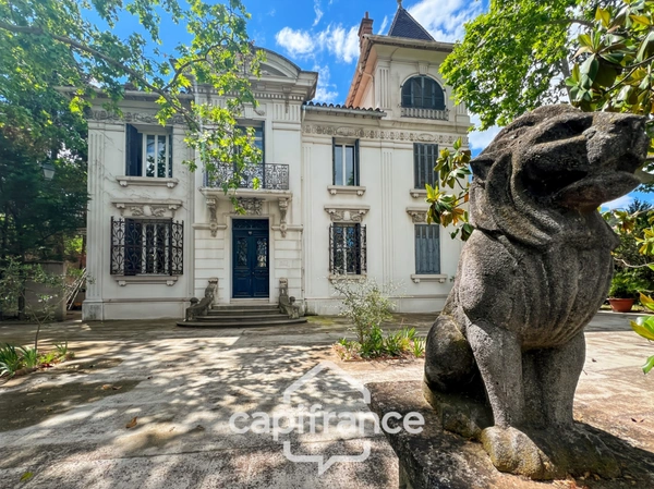 Propriete à vendre 12 pièces MARSEILLE 11EME ARRONDISSEMENT (13)