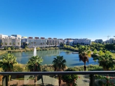  Bassin Jacques Coeur - Nouvelle Mairie - T5 dernier étage