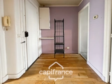 Dernier étage, charme de l’ancien et adresse recherchée aux portes de Vincennes