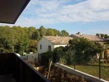 Dpt Bouches du Rhône (13), à louer PEYNIER appartement T4 de 79,1 m²  terrasse de 10.7 m2