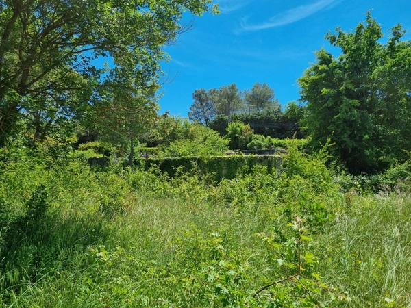 Terrain LIBRE CONSTRUCTEUR à vendre  FUVEAU (13)