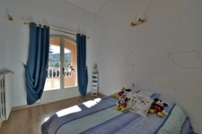 Dpt Bouches du Rhône (13), à vendre LA DESTROUSSE Maison Provençale de 230 m², piscine, sur terrain de 4 000 m²
