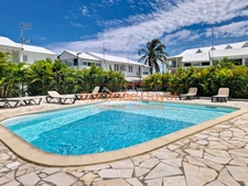 SAINT-FRANÇOIS (971) – MARINA – APPARTEMENT REZ-DE-JARDIN – VENDU MEUBLÉ 