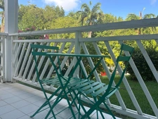 STUDIO MEUBLÉ CLIMATISÉ – PISCINE & ACCÈS PLAGE – OPPORTUNITÉ LOCATIVE À SAINT-FRANÇOIS