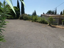 🏡 À VENDRE – Grande villa avec terrain boisé à Sisteron