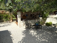 VOLONNE – PROPRIÉTÉ D’EXCEPTION 3,5 HA – 3 HABITATIONS – PISCINE CHAUFFÉE – VUE MONTAGNES 
