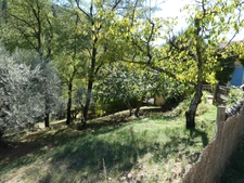 VOLONNE – PROPRIÉTÉ D’EXCEPTION 3,5 HA – 3 HABITATIONS – PISCINE CHAUFFÉE – VUE MONTAGNES 