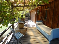 VOLONNE – PROPRIÉTÉ D’EXCEPTION 3,5 HA – 3 HABITATIONS – PISCINE CHAUFFÉE – VUE MONTAGNES 
