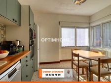 Maison familiale en pierre 234 m² avec grand jardin - Bort-Les-Orgues (19)