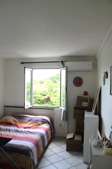 Superbe Duplex T4 de 105 m² – Vues Mer, Forêt et Parc – Baie-Mahault