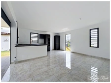 Maison à vendre 4 pièces BAIE MAHAULT (971)