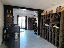 Maison avec local commercial au cœur de Donges