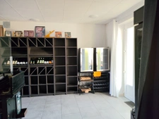 Maison avec local commercial au cœur de Donges