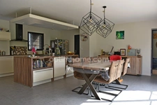 Maison contemporaine de plain-pied, 155 m², 4 chambres, DPE A, Terrain environ 950m2 SAINT PERAN (35380)