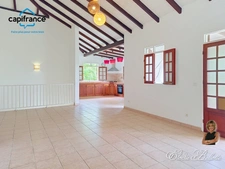 Maison T4, au fort potentiel, à vendre au Moule