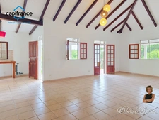 Maison T4, au fort potentiel, à vendre au Moule