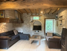 Maison de village en pierre 
