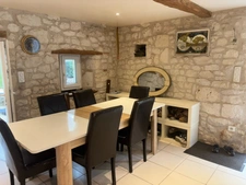 Maison de village en pierre 