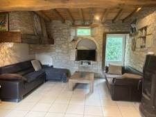 Maison de village en pierre 