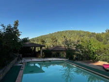 Maison à vendre 5 pièces AURIOL (13)