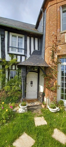 Maison à vendre è pièces proche de VEULES LES ROSES (76)