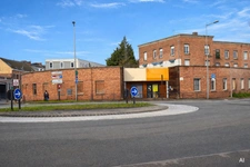 🏢 LOCAL COMMERCIAL / BUREAUX – 557 m² environ