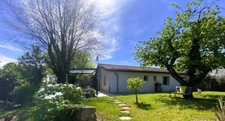 Maison plain pied à vendre 4 pièces SAINT MAURICE DE GOURDANS (01)