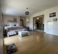 Maison de village entièrement rénovée 6 pièces sur Vaux en Bugey