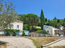 AGEN near the center, beautiful stone house with 7 rooms, veranda, swimming pool, dovecote, large garage on land of 3,951.00 m²