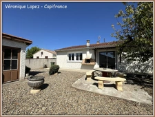 Le Passage, maison de plain-pied de 93m² avec garage, jardin et abri en dur