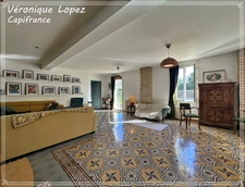 Feugarolles, belle longère en pierre rénovée de 289m² habitables avec jardin, piscine, atelier, séchoir à tabac