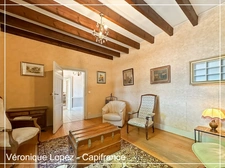 Agen, just 6km away, authentic stone house of 203m² with large grounds, garage and cellar.