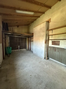 Roquefort, maison de plain-pied T4 de  105m² sur jardin plat et clos de 692m². Garage et abri de jardin