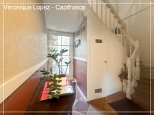  Agen coeur de ville, quartier Cathédrale, au calme dans une impasse, grand appartement de 161,70 m² Loi Carrez avec 7 pièces principales