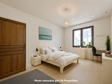 Roquefort, maison de plain-pied T4 de  105m² sur jardin plat et clos de 692m². Garage et abri de jardin