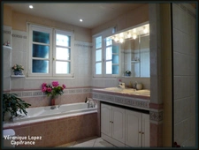 AGEN near the center, beautiful stone house with 7 rooms, veranda, swimming pool, dovecote, large garage on land of 3,951.00 m²