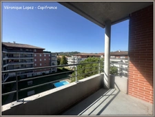 AGEN, appartement T2 avec terrasse, garage individuel et piscine commune