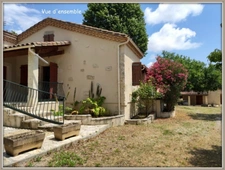 Lectoure, aux portes du village, ensemble immobilier de 324 m² habitables, répartis sur deux niveaux sur parcelle de plus de 5000 m². Idéal pour un investissement locatif !