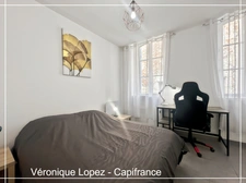 Agen, quartier des Jacobins / Mairie, maison de ville entièrement rénovée en 2020 de 112 m² habitables avec 4 chambres.
