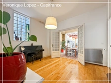 AGEN, quartier JAYAN/PALISSY, superbe maison de ville bourgeoise de 10 pièces avec jardin, piscine et garage.