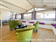 Agen hyper centre, emplacement privilégié sur le boulevard piéton et à deux pas du marché, superbe appartement traversant en duplex